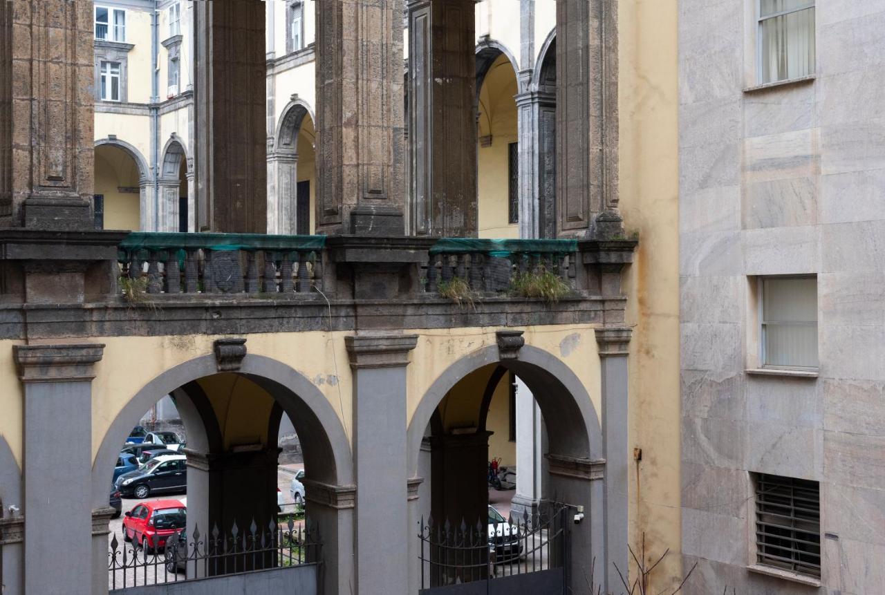 Toledo3 Hotel Naples Exterior photo